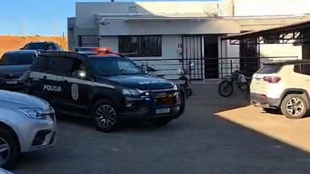 DIG FECHA CERCO E PRENDE ENVOLVIDOS EM ROUBO E EXTORSÃO EM BAURU
